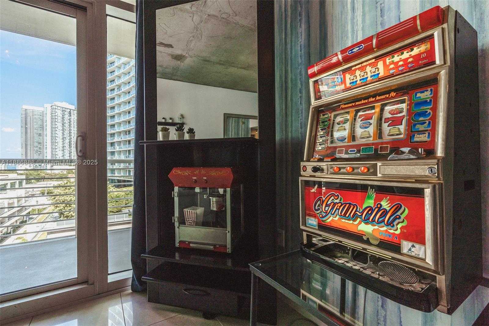 Small Image of 3250 NORTH EAST 1ST AVE #719, Miami Number 13