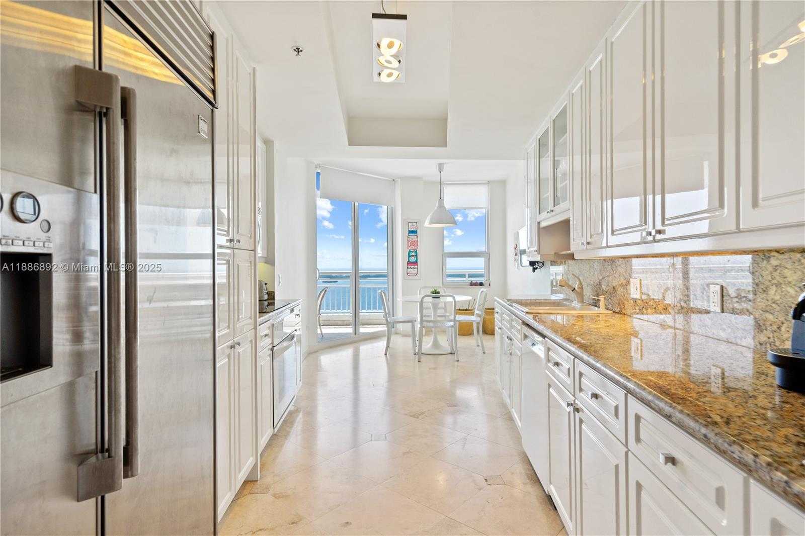 Small Image of 808 BRICKELL KEY DR #3304, Miami Number 10
