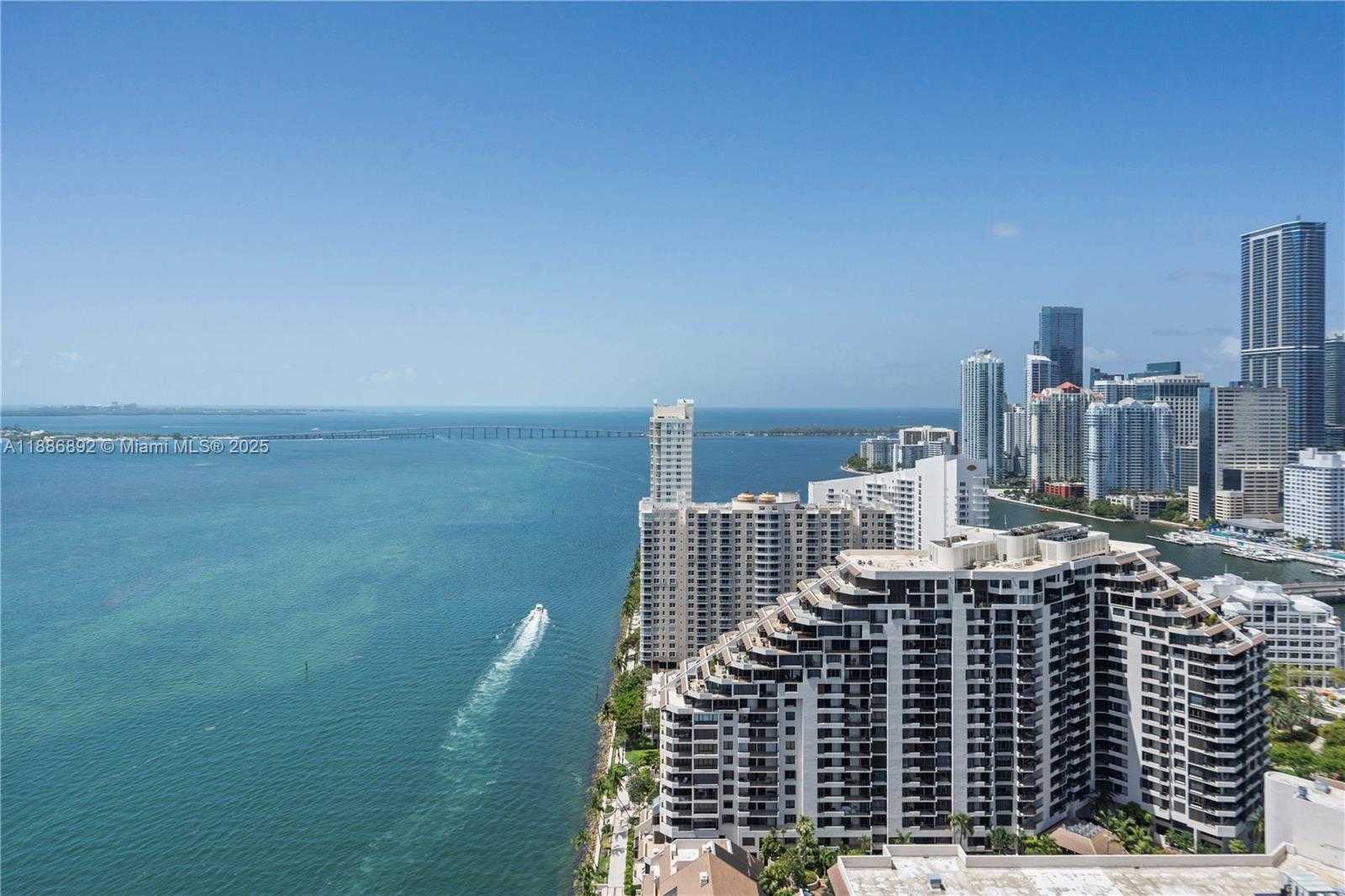 Small Image of 808 BRICKELL KEY DR #3304, Miami Number 3