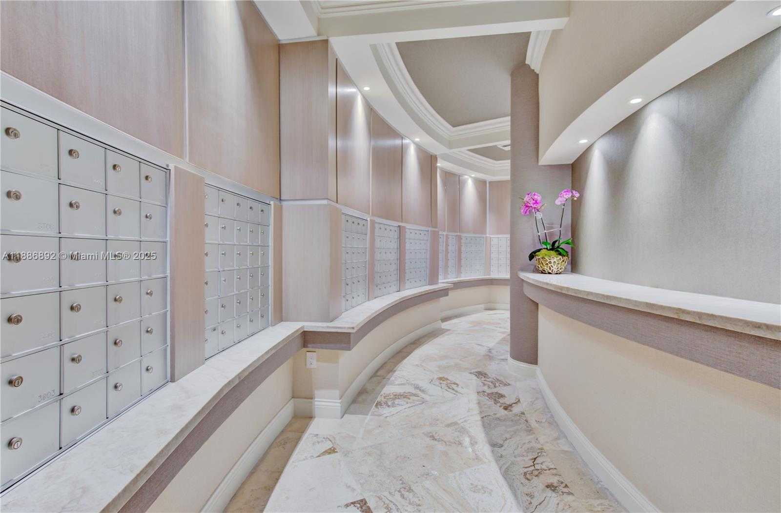 Small Image of 808 BRICKELL KEY DR #3304, Miami Number 39