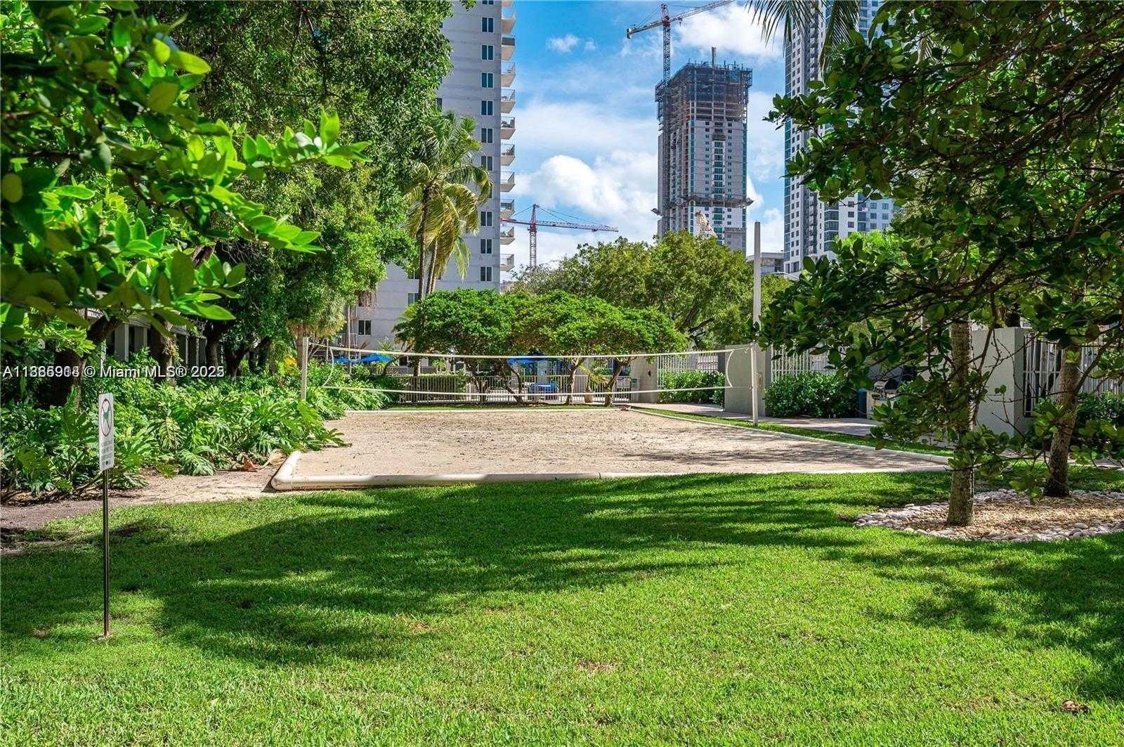 Small Image of 850 NORTH MIAMI AVE #W-305, Miami Number 24
