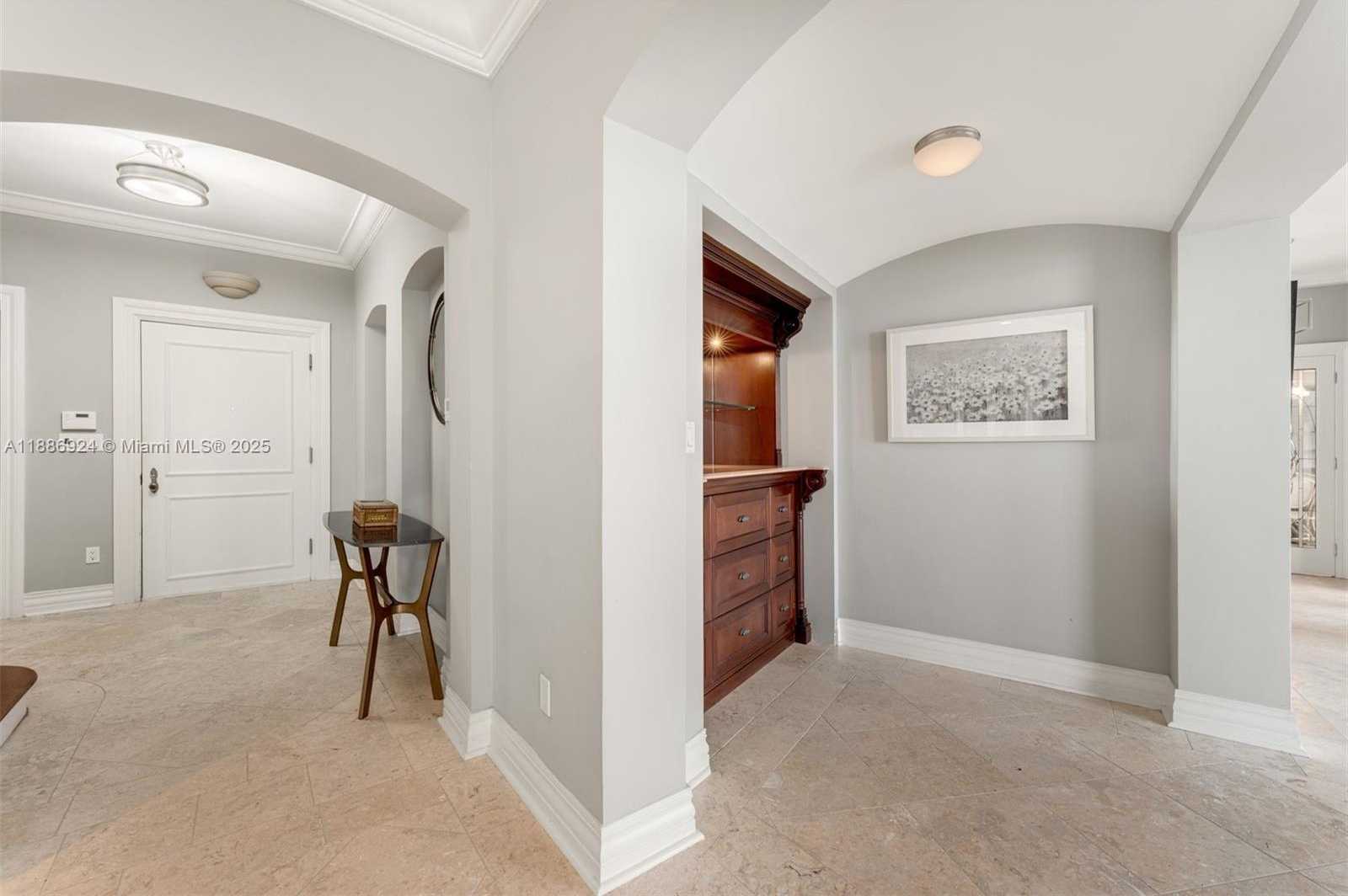Small Image of 11 EAST RIVO ALTO DR, Miami Beach Number 28