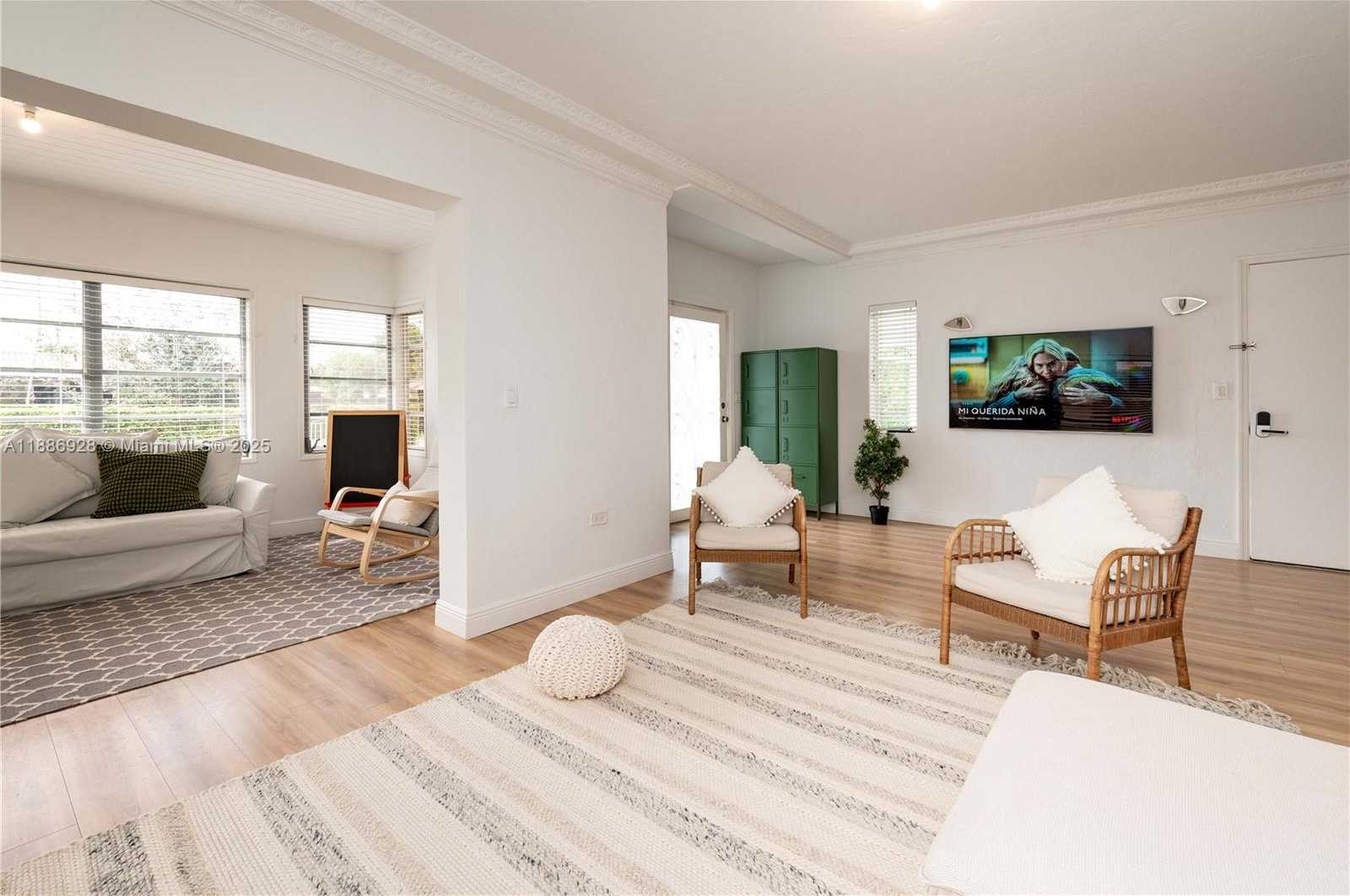 Small Image of 501 SOUTH WEST 24TH RD #501, Miami Number 10