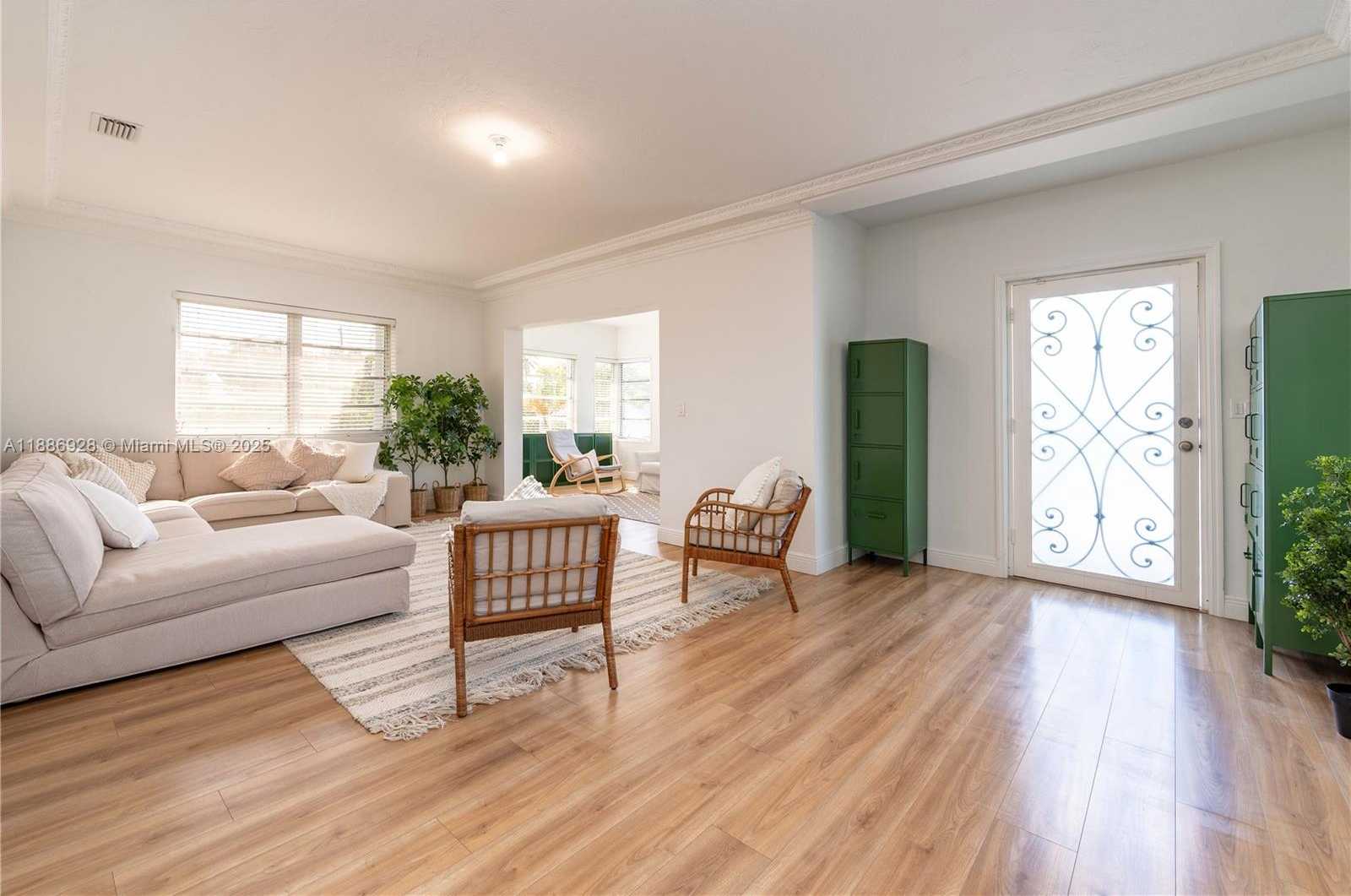 Small Image of 501 SOUTH WEST 24TH RD #501, Miami Number 12