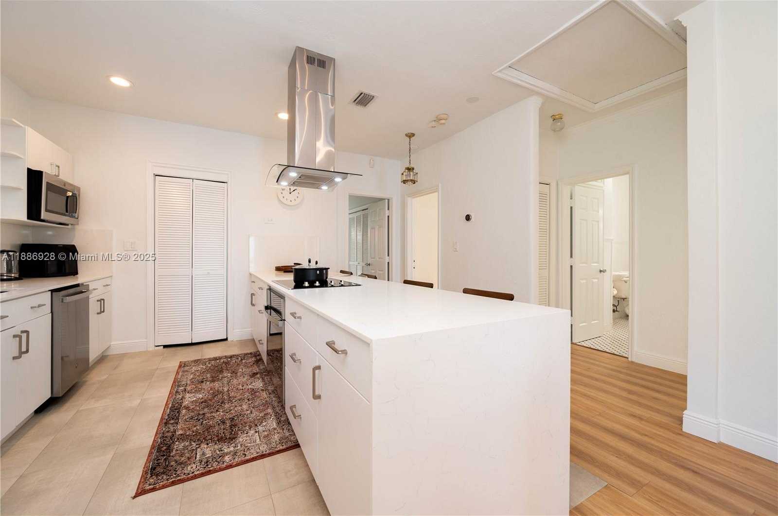 Small Image of 501 SOUTH WEST 24TH RD #501, Miami Number 2