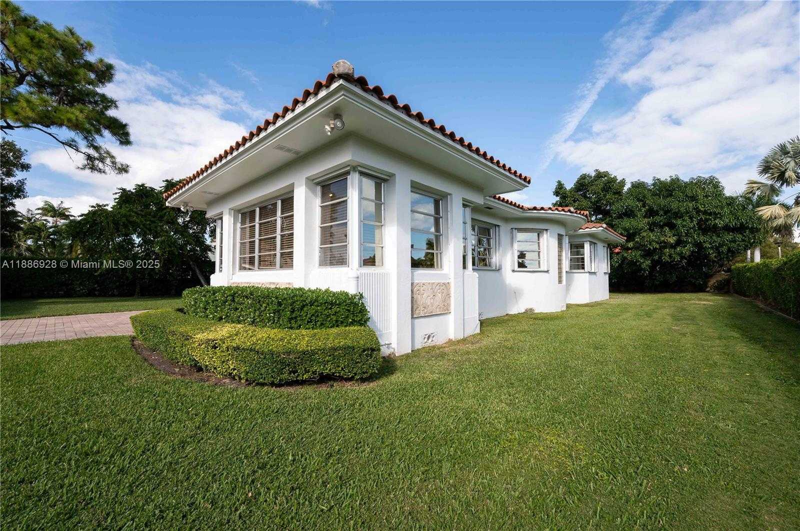 Small Image of 501 SOUTH WEST 24TH RD #501, Miami Number 23
