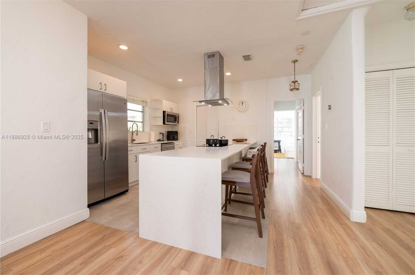 Small Image of 501 SOUTH WEST 24TH RD #501, Miami Number 3