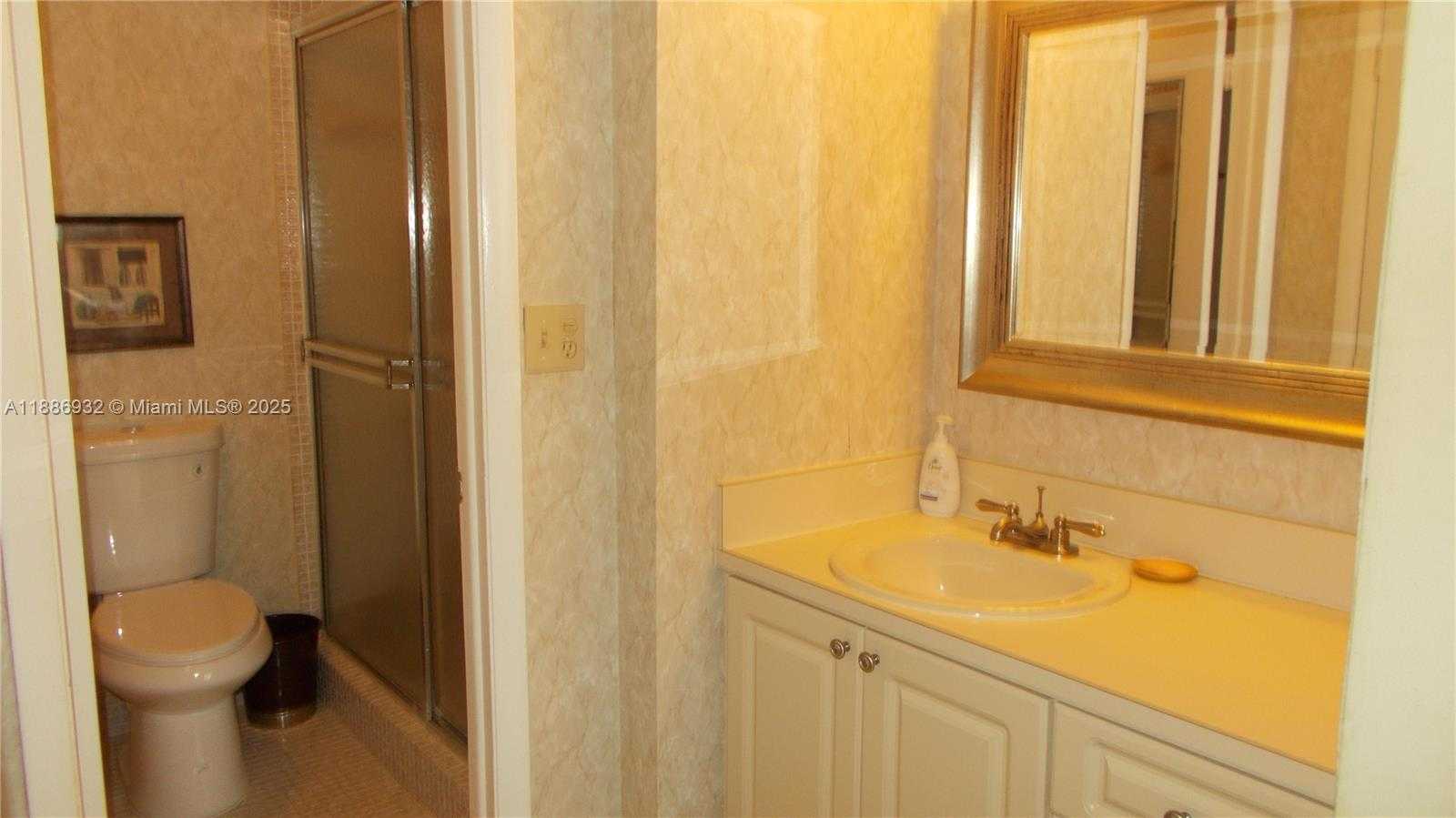Small Image of 3161 SOUTH OCEAN DR #505, Hallandale Beach Number 19