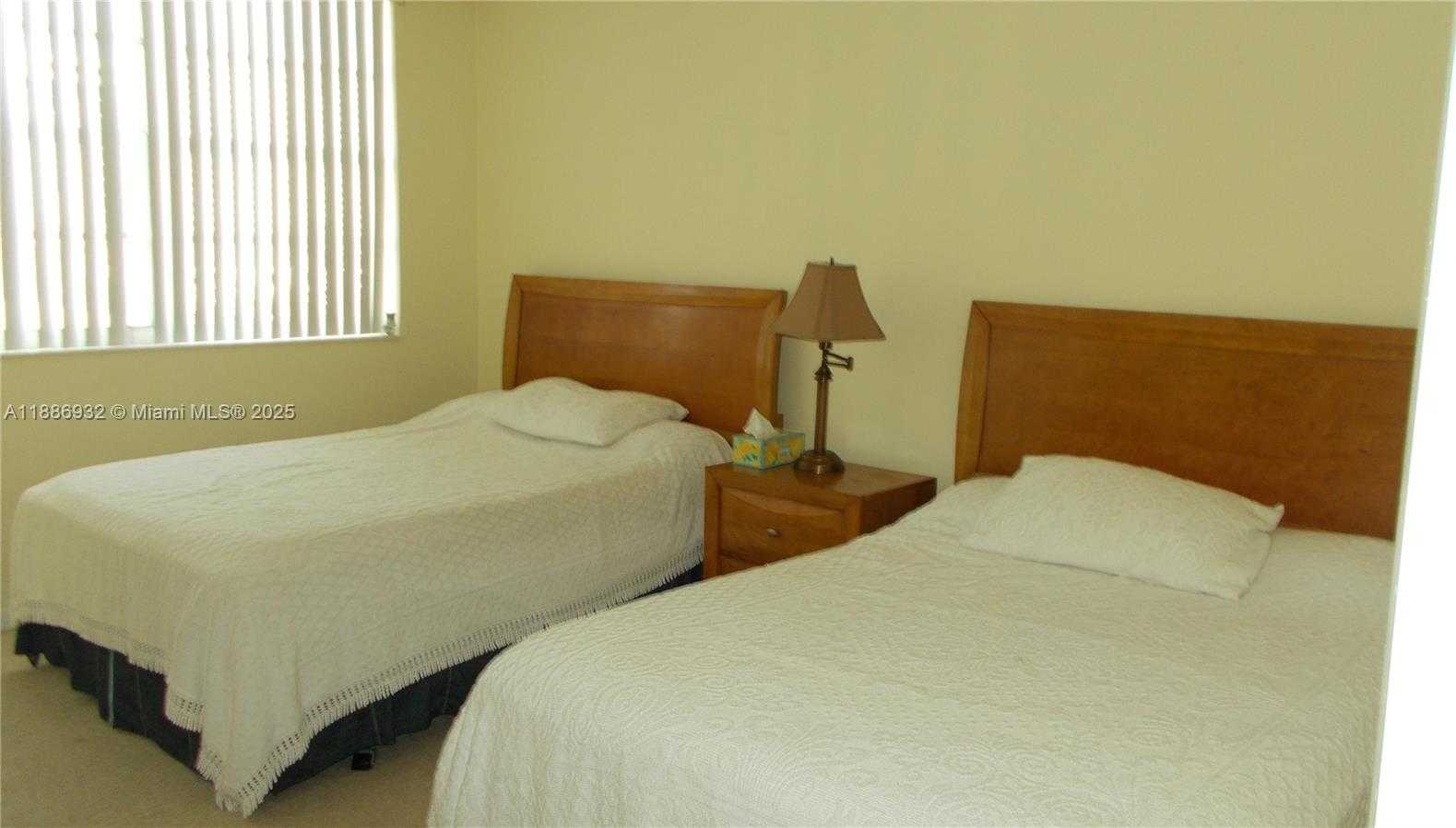 Small Image of 3161 SOUTH OCEAN DR #505, Hallandale Beach Number 20