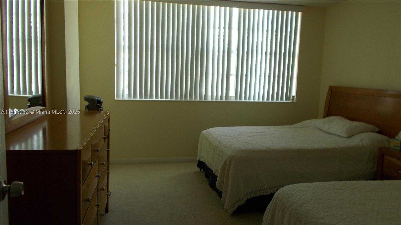 Small Image of 3161 SOUTH OCEAN DR #505, Hallandale Beach Number 22