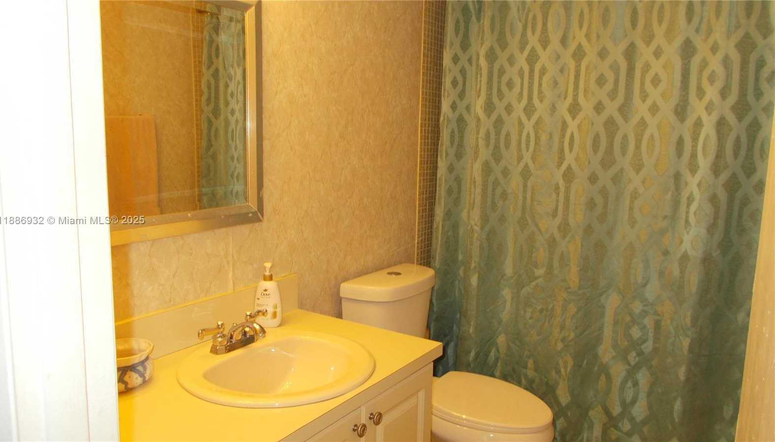 Small Image of 3161 SOUTH OCEAN DR #505, Hallandale Beach Number 23