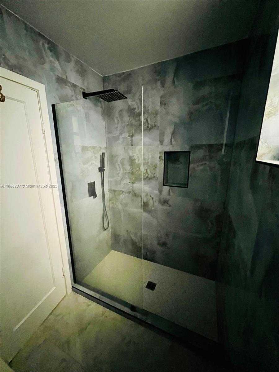 Small Image of 1606 JEFFERSON AVE #4, Miami Beach Number 13