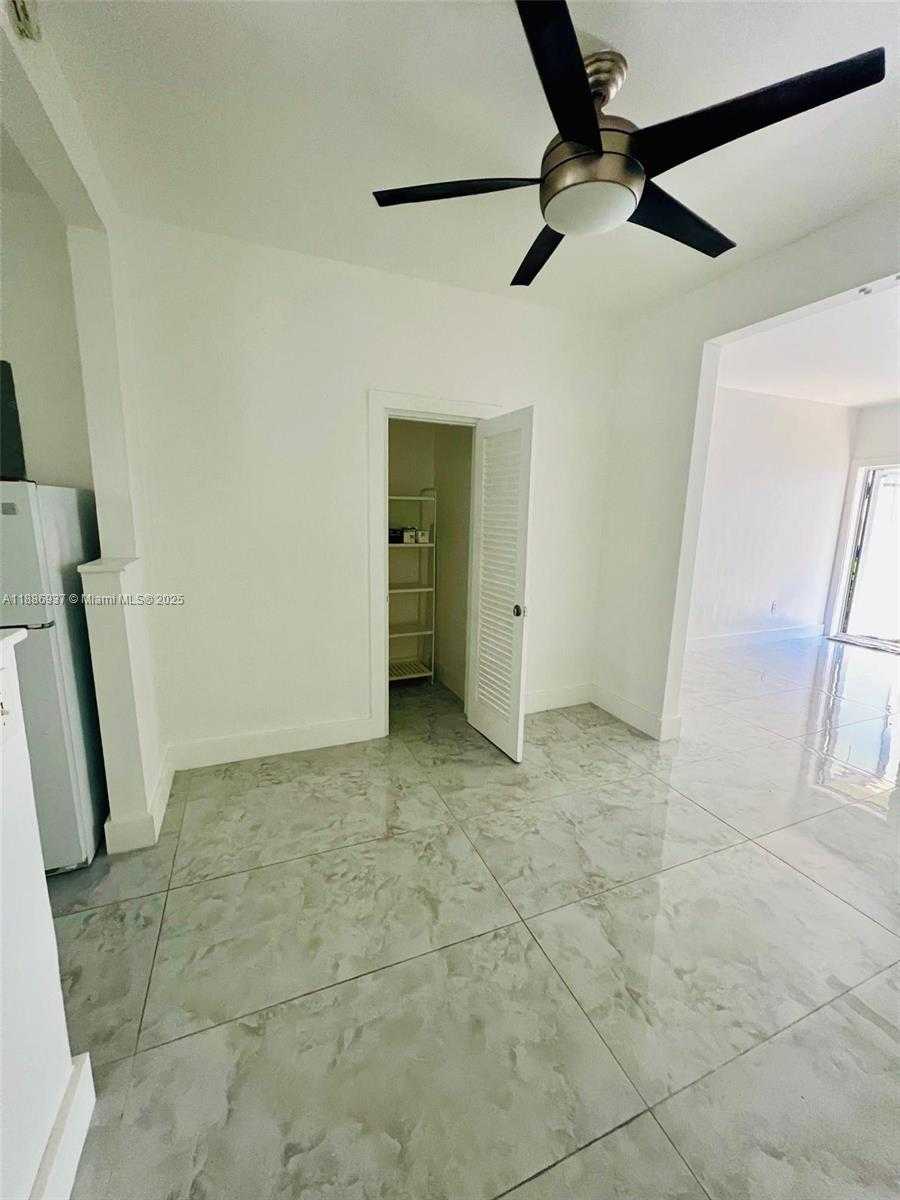 Small Image of 1606 JEFFERSON AVE #4, Miami Beach Number 6