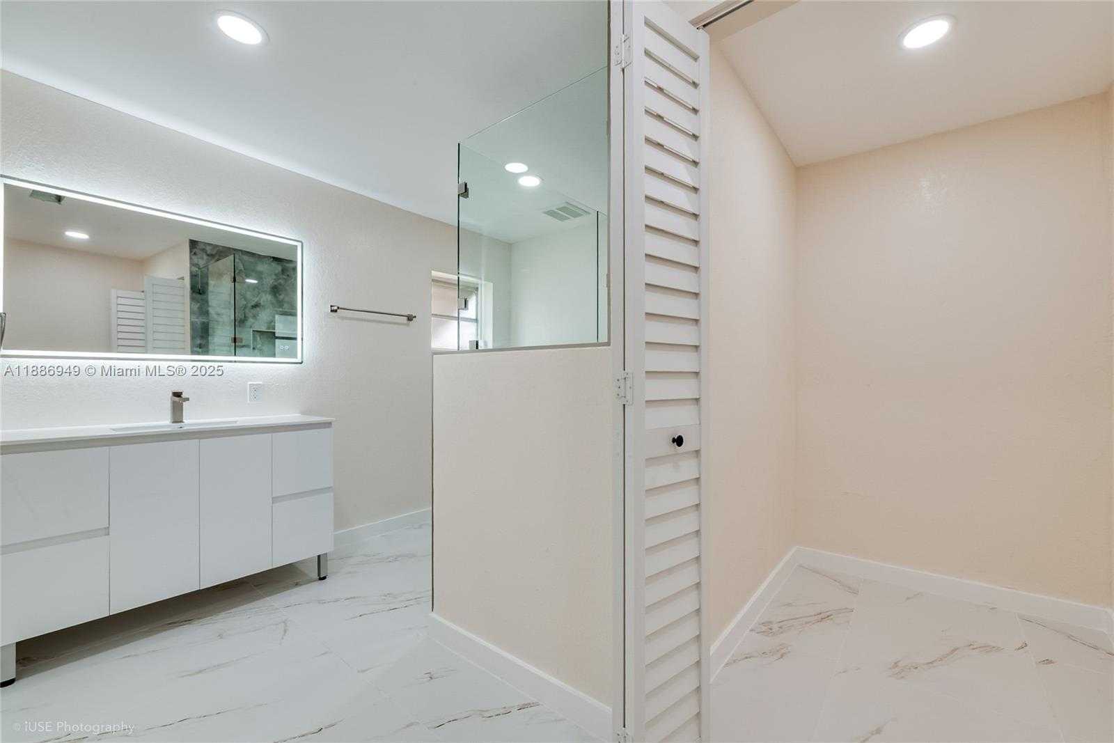 Small Image of 10421 SOUTH WEST 184TH ST, Cutler Bay Number 16