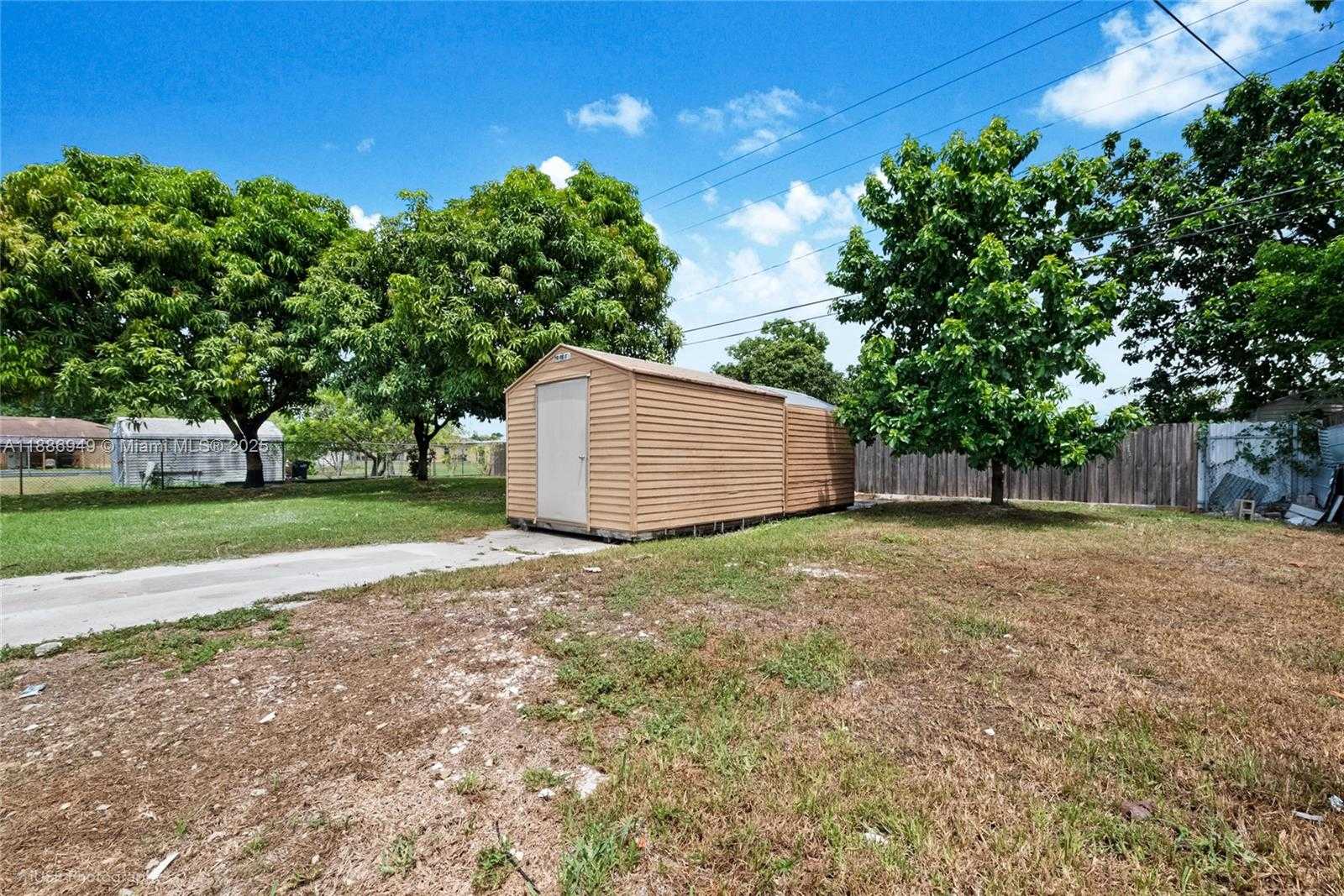 Small Image of 10421 SOUTH WEST 184TH ST, Cutler Bay Number 22