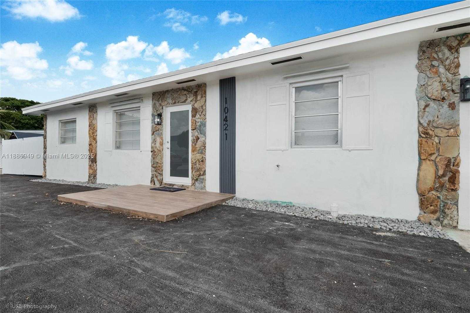 Small Image of 10421 SOUTH WEST 184TH ST, Cutler Bay Number 23