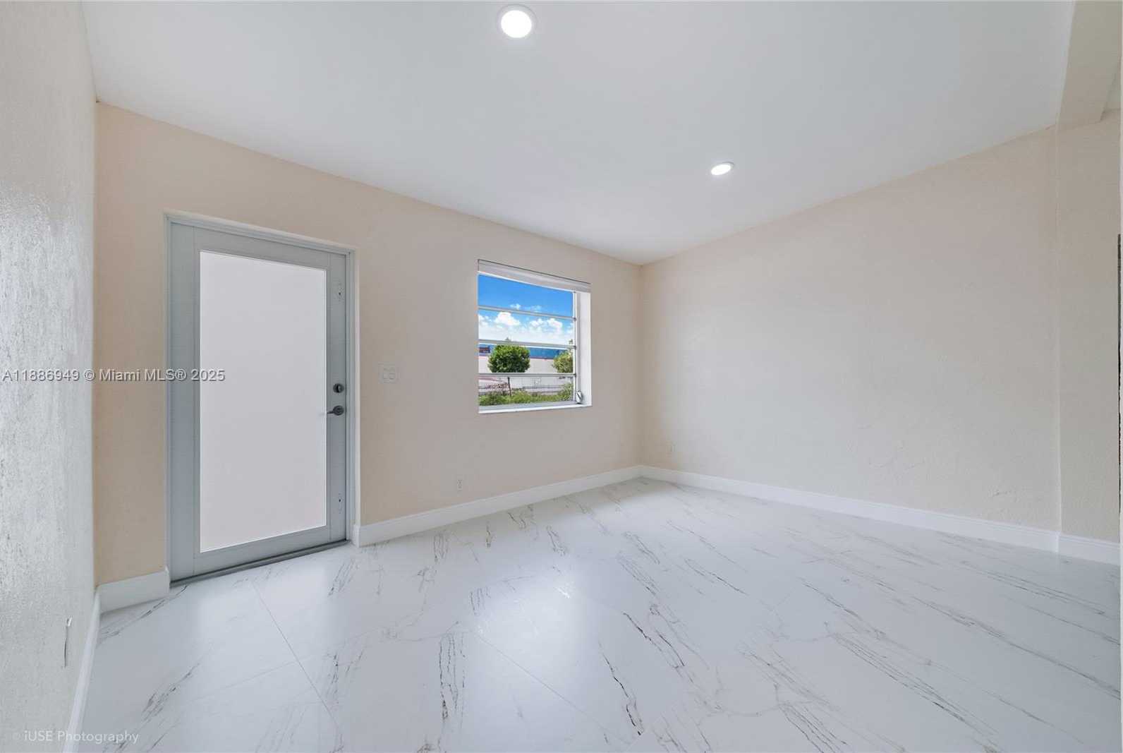Small Image of 10421 SOUTH WEST 184TH ST, Cutler Bay Number 7