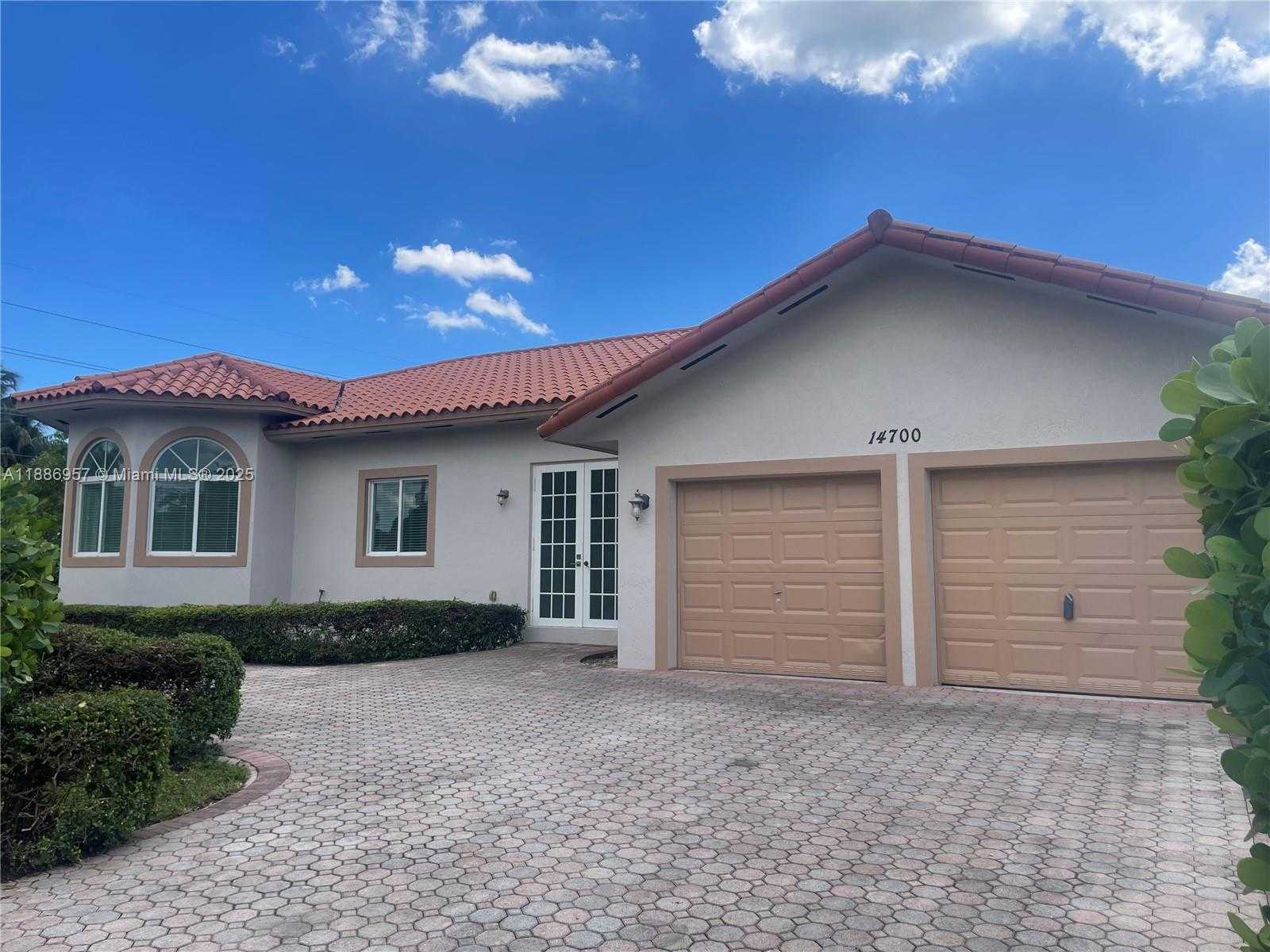 Small Image of 14700 SOUTH WEST 174TH ST #14700, Miami Number 4