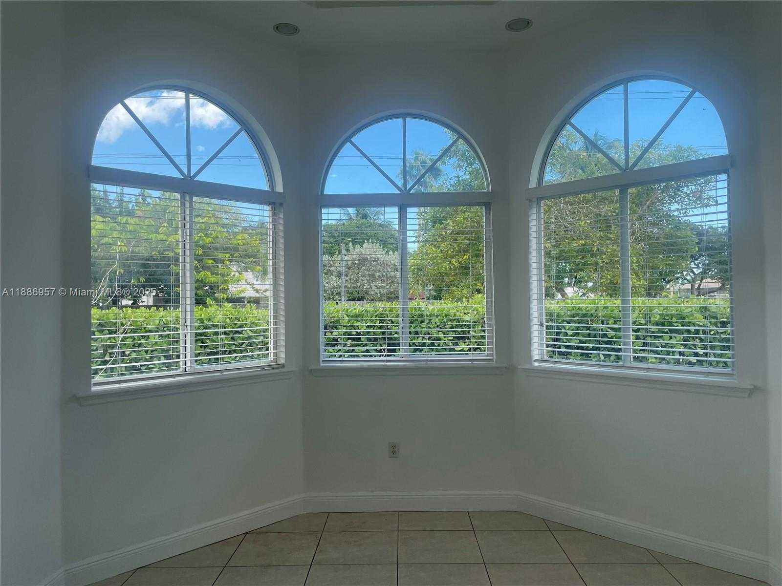 Small Image of 14700 SOUTH WEST 174TH ST #14700, Miami Number 5