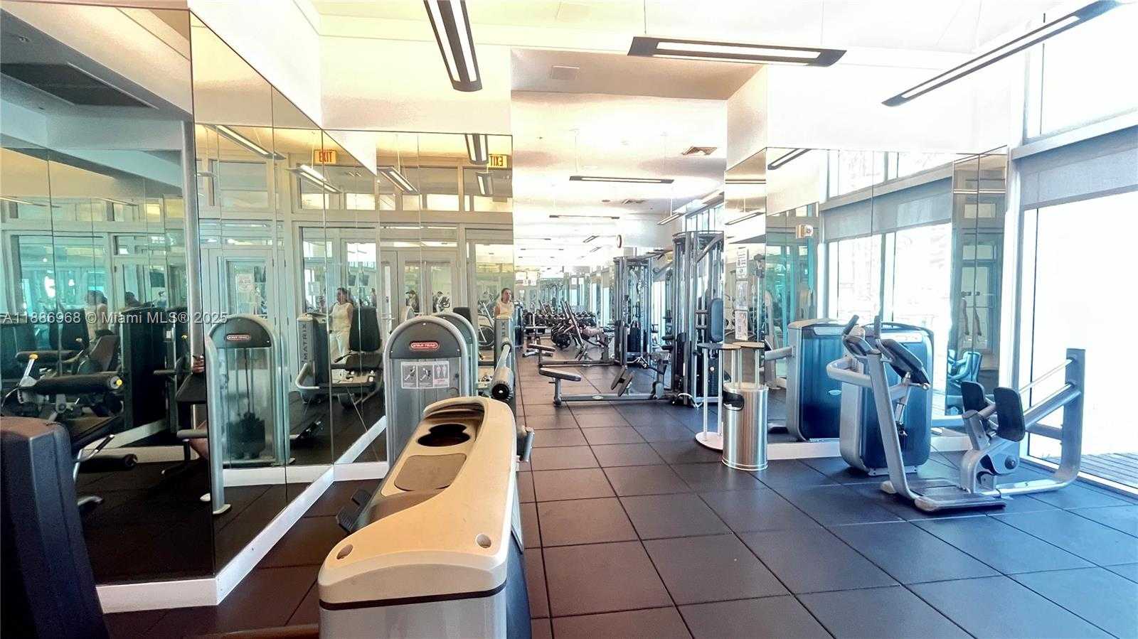 Small Image of 90 SOUTH WEST 3RD ST #1412, Miami Number 12