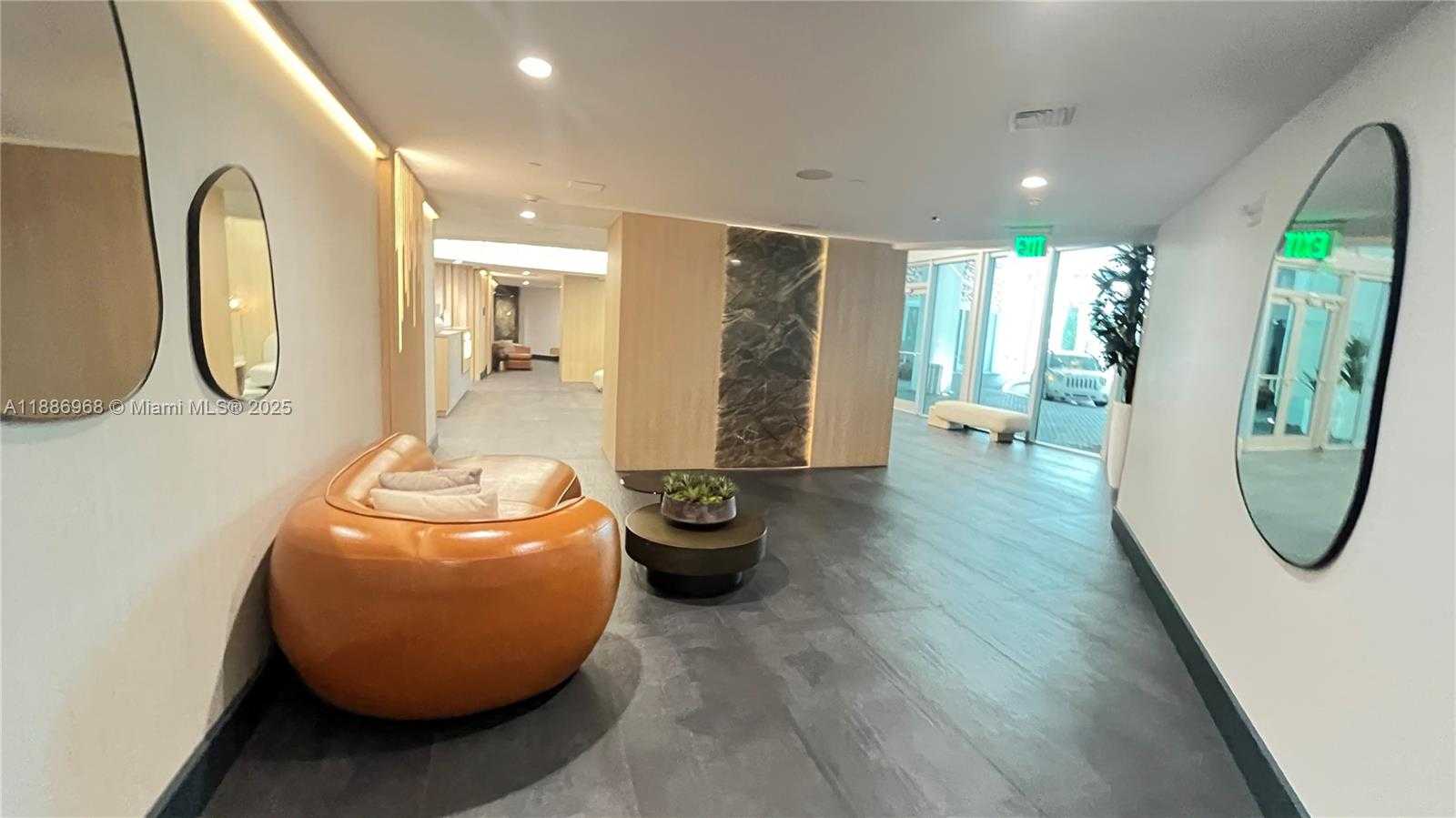 Small Image of 90 SOUTH WEST 3RD ST #1412, Miami Number 19