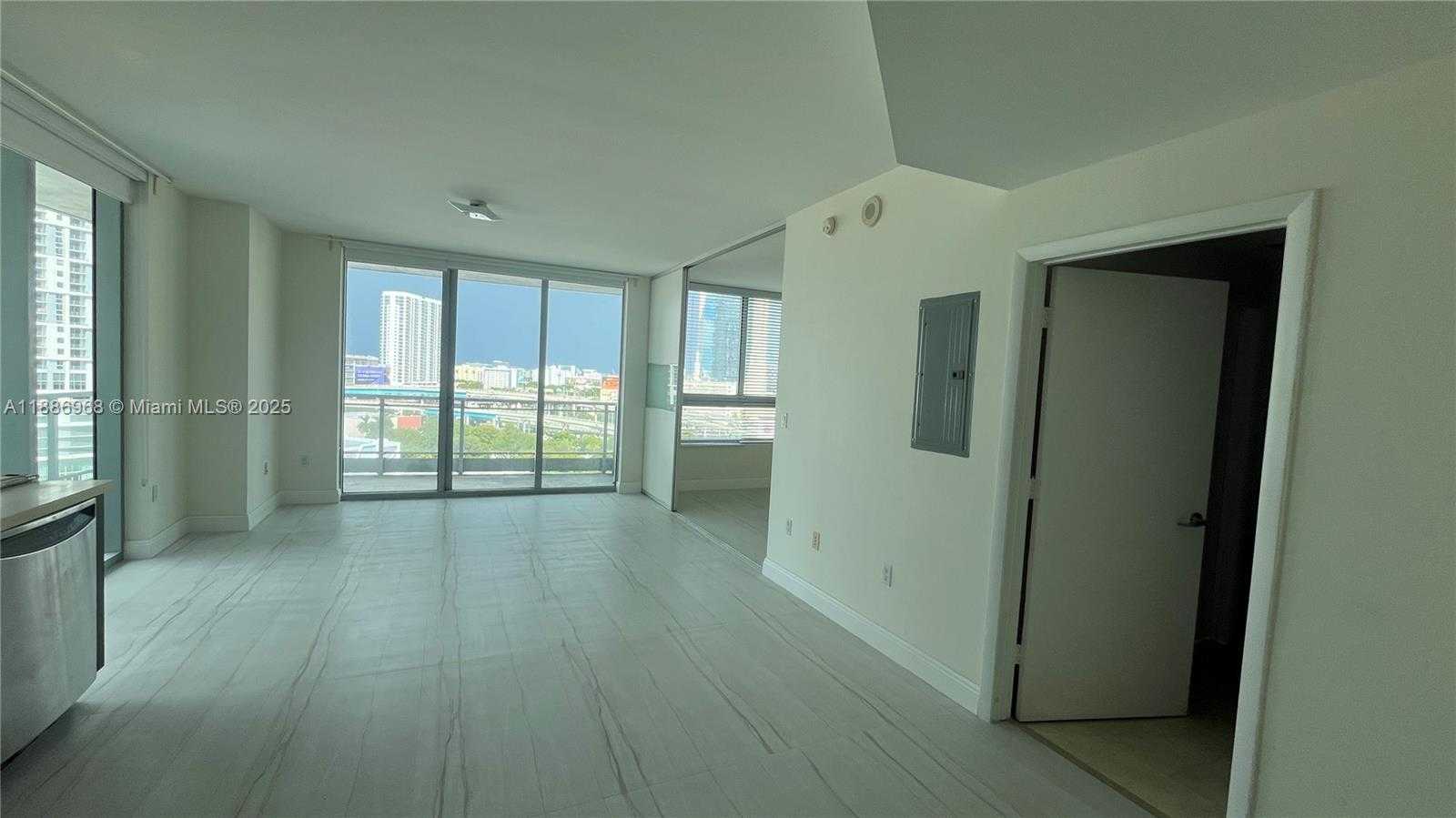 Small Image of 90 SOUTH WEST 3RD ST #1412, Miami Number 2