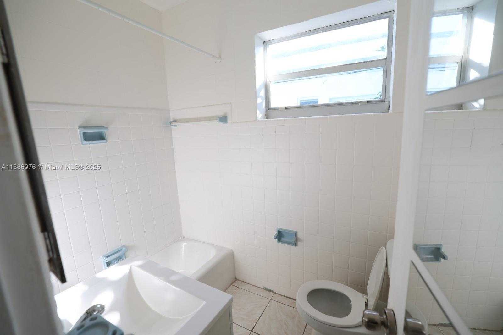 Small Image of 770 83RD ST #3, Miami Beach Number 5