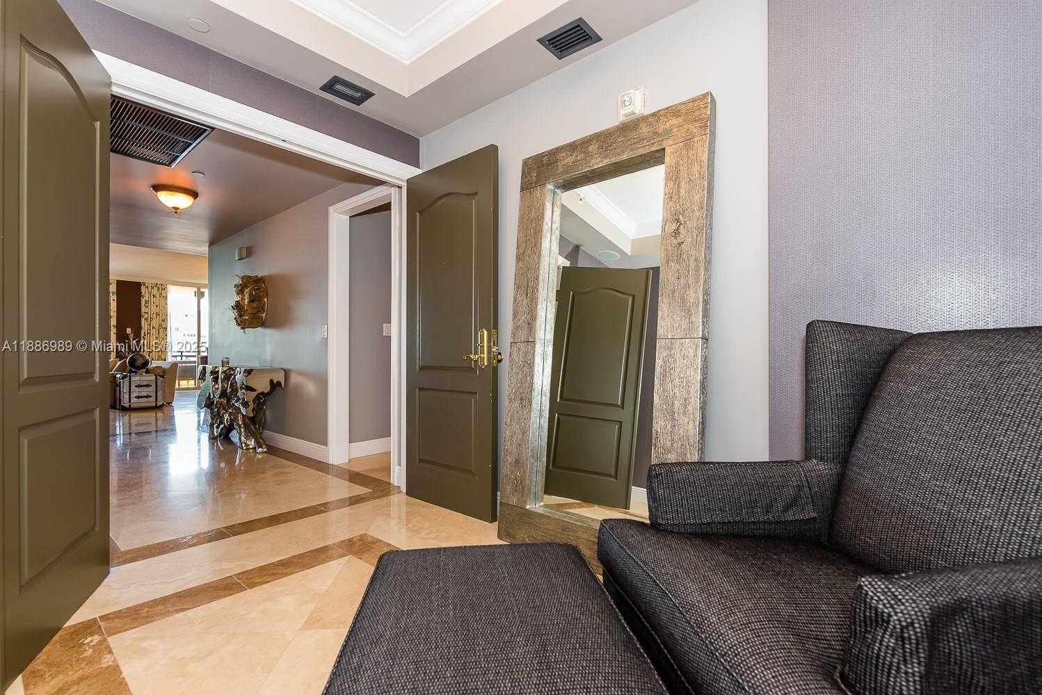 Small Image of 3501 NORTH OCEAN DR #7C, Hollywood Number 2