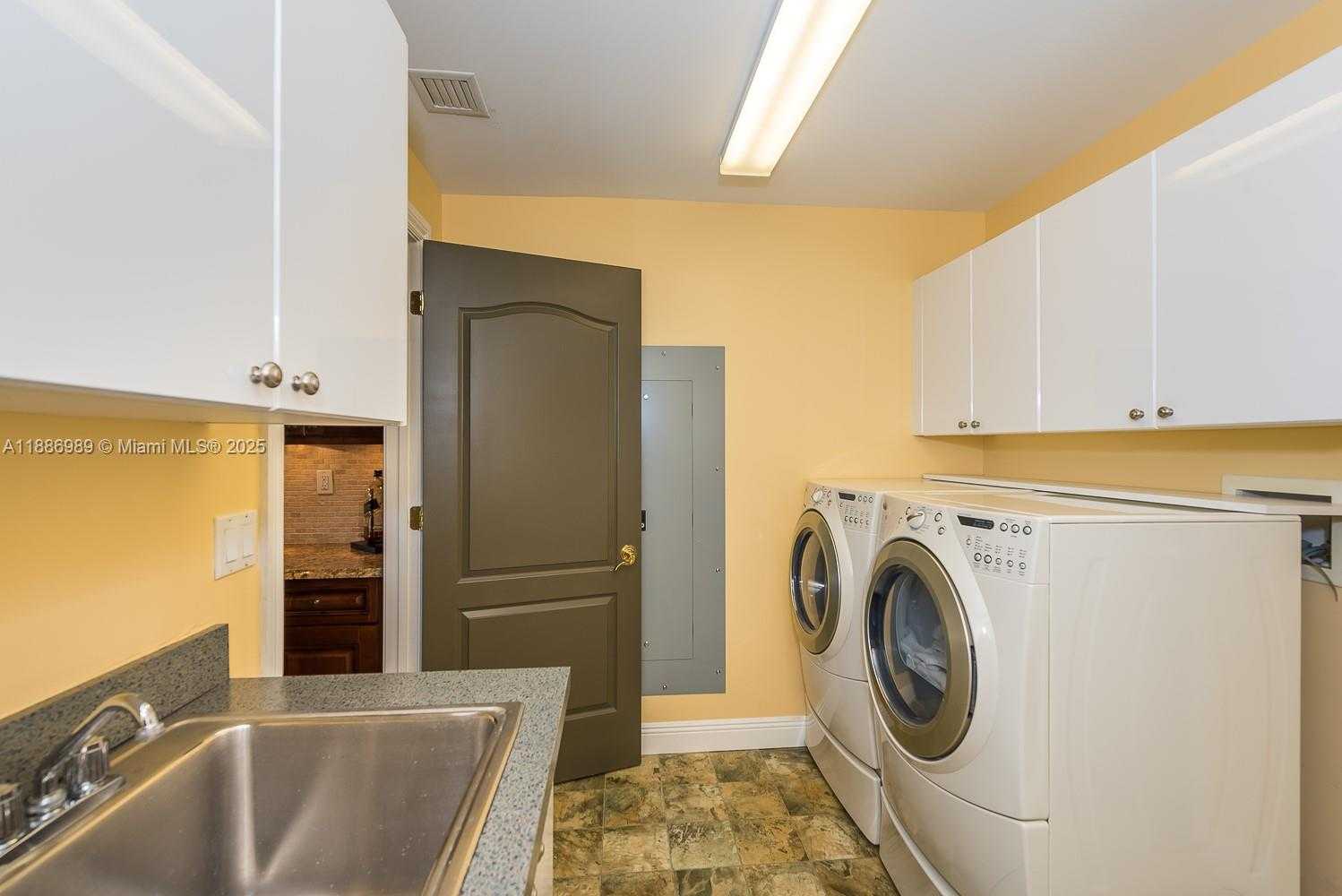 Small Image of 3501 NORTH OCEAN DR #7C, Hollywood Number 30