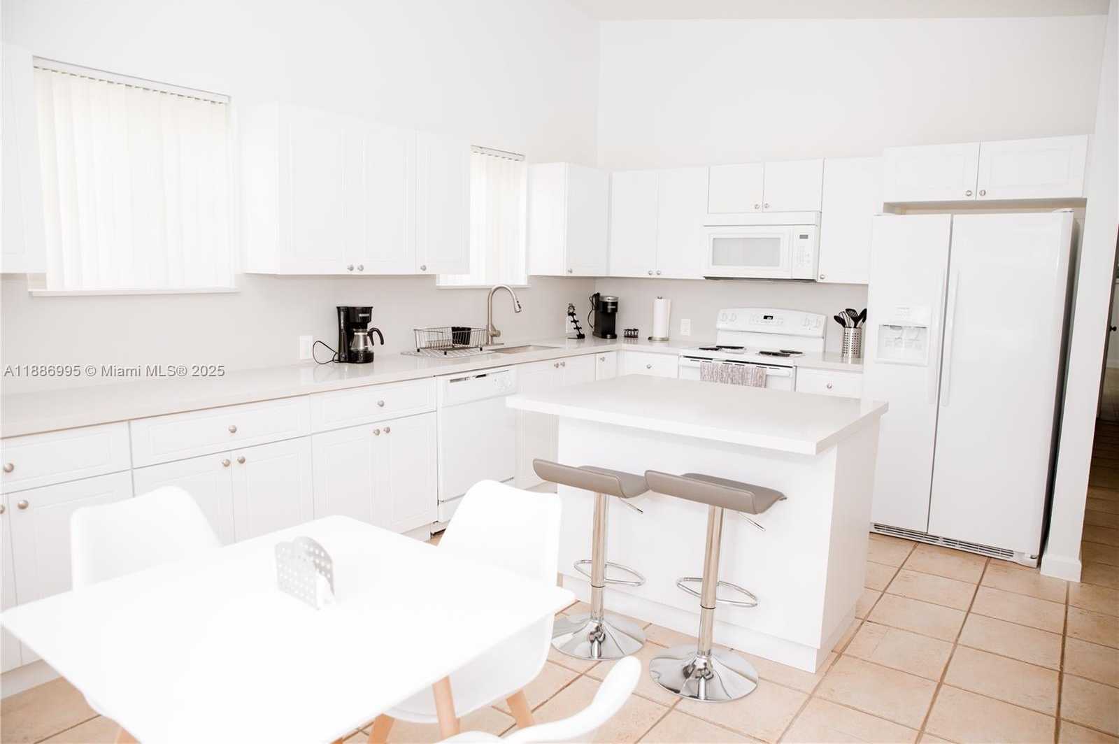 Small Image of 12615 SOUTH WEST 91ST ST #PH-2, Miami Number 5