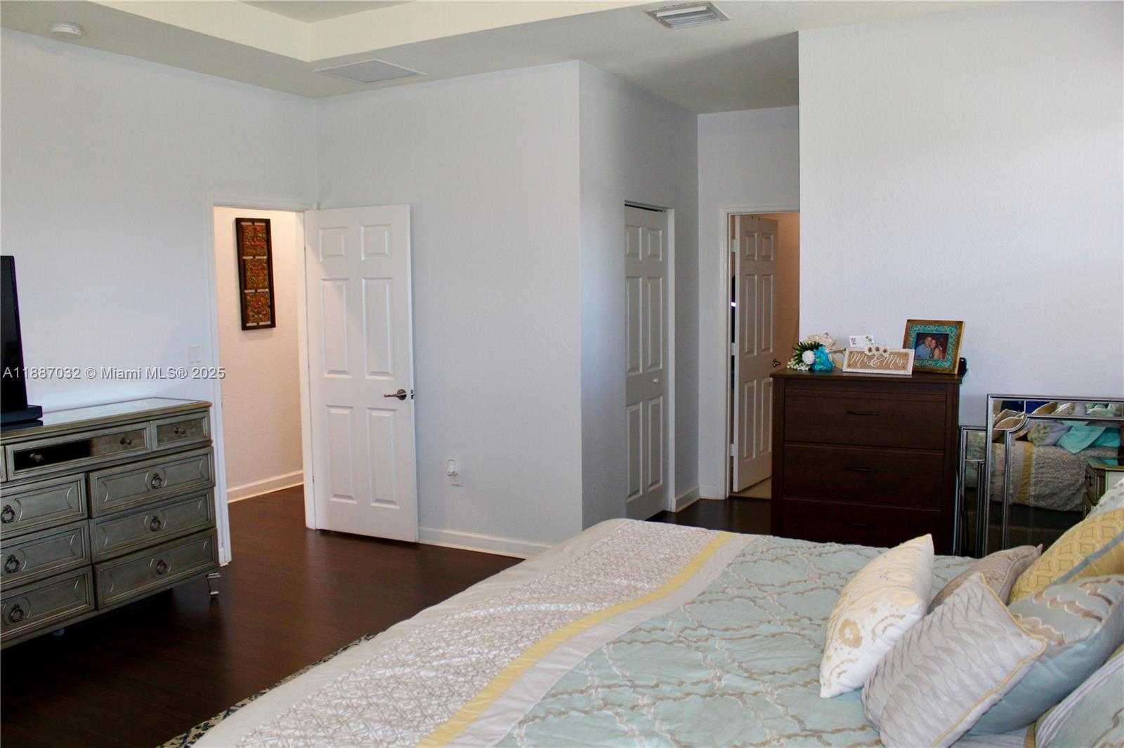 Small Image of 3728 SOUTH EAST 5TH CT, Homestead Number 22