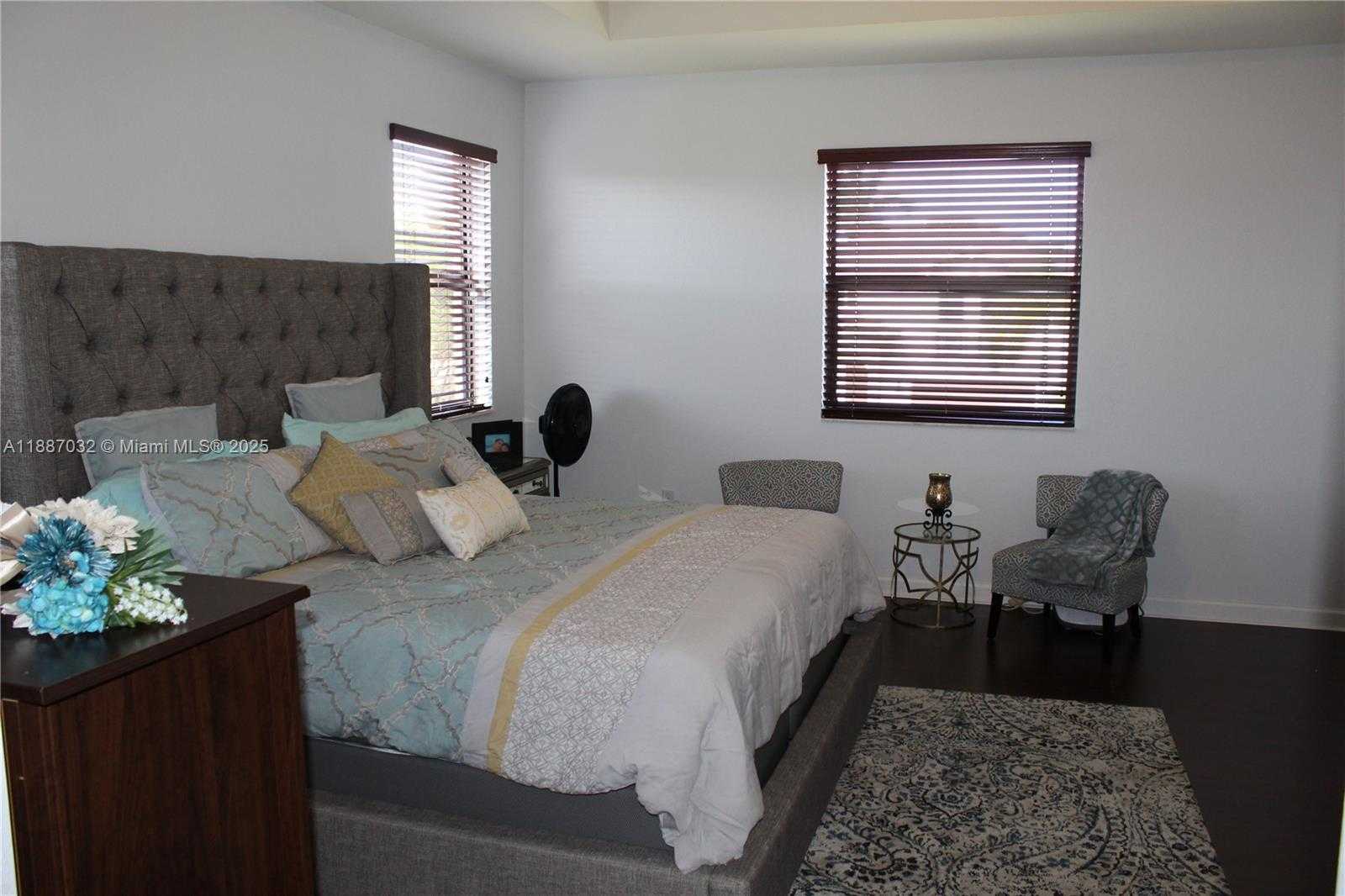 Small Image of 3728 SOUTH EAST 5TH CT, Homestead Number 9