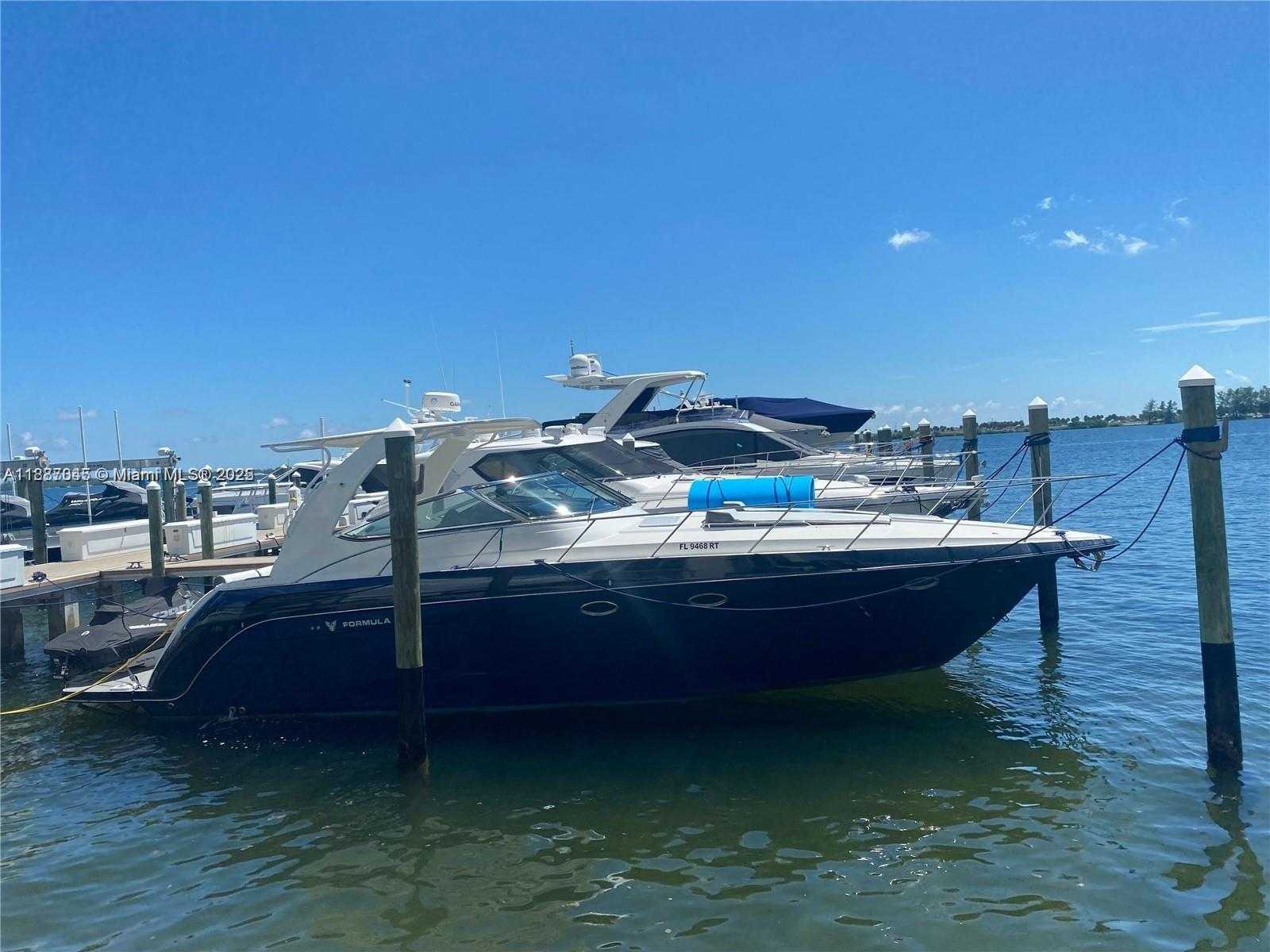 Small Image of 1901 BRICKELL AVE #B1713, Miami Number 22