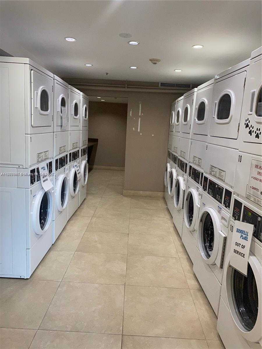 Small Image of 1901 BRICKELL AVE #B1713, Miami Number 25