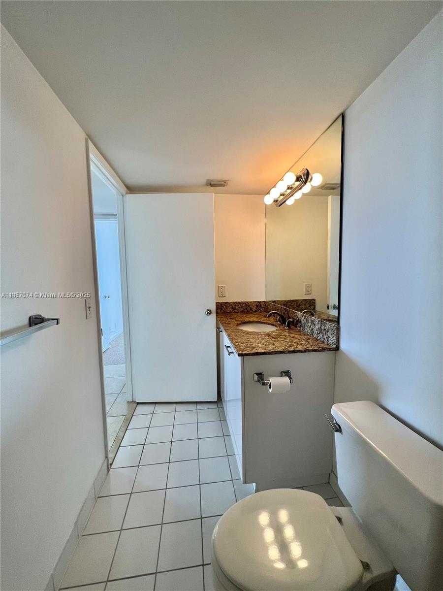 Small Image of 3300 NORTH EAST 191ST ST #1606, Aventura Number 12