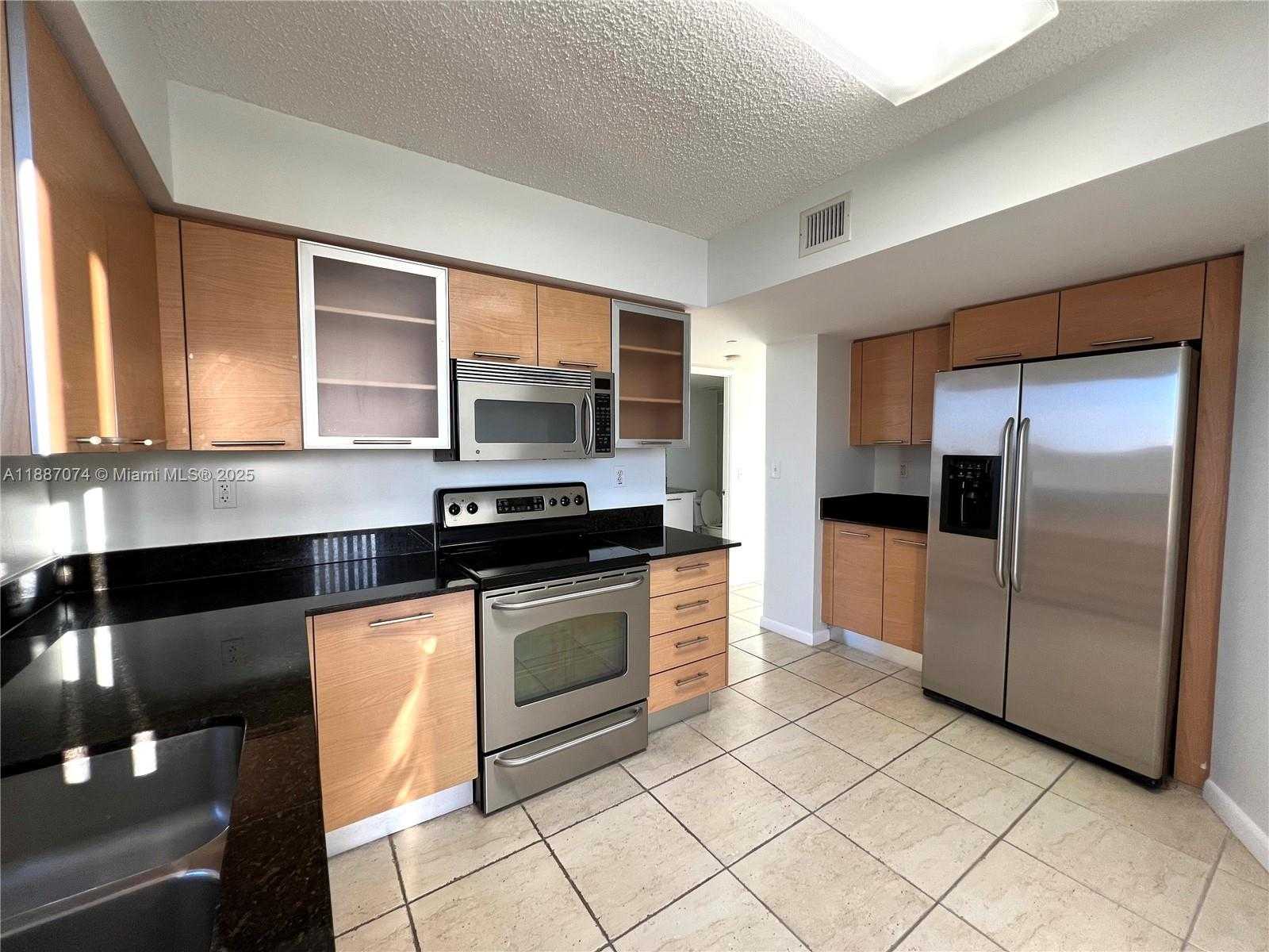 Small Image of 3300 NORTH EAST 191ST ST #1606, Aventura Number 18