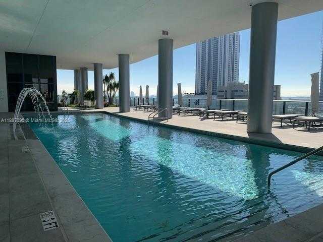 Small Image of Miami Number 25