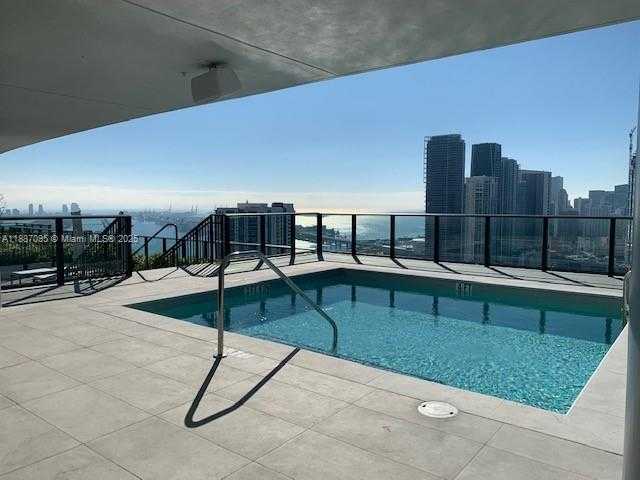 Small Image of Miami Number 45