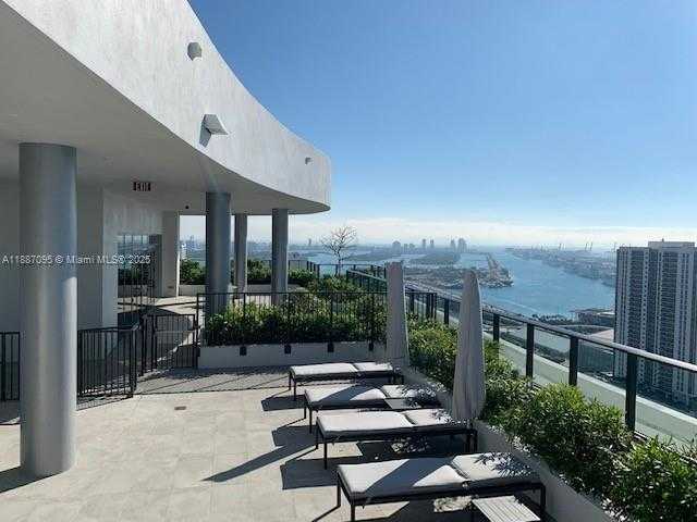 Small Image of Miami Number 46