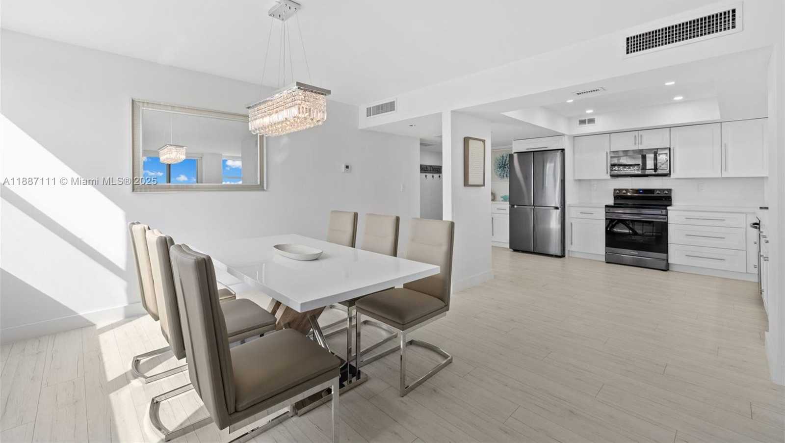 Small Image of 3180 SOUTH OCEAN DR #516, Hallandale Beach Number 16