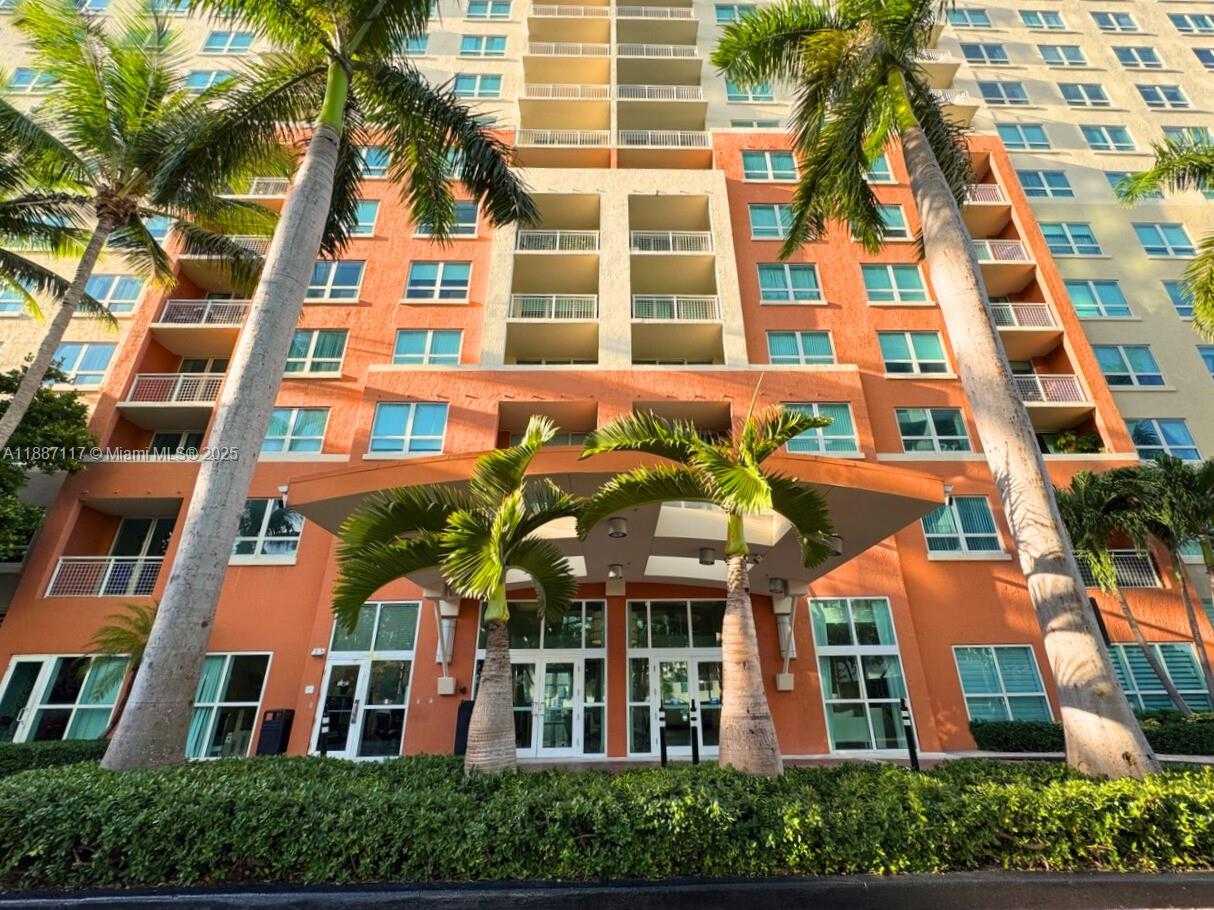 Small Image of 2000 NORTH BAYSHORE DR #118, Miami Number 3