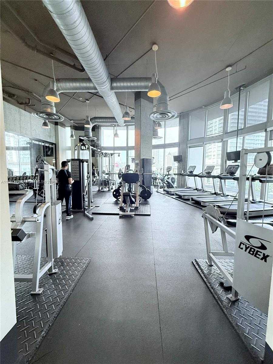 Small Image of 690 SOUTH WEST 1ST CT #1134, Miami Number 22