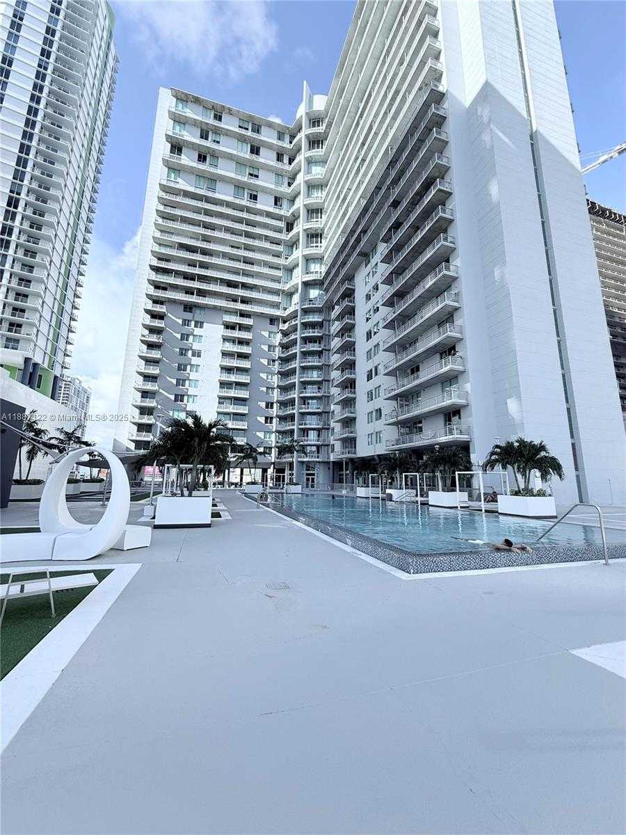 Small Image of 690 SOUTH WEST 1ST CT #1134, Miami Number 23