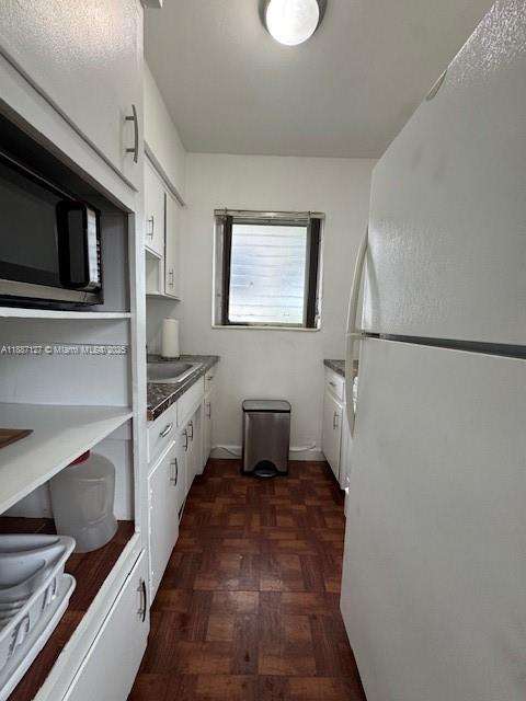 Small Image of 8132 HARDING AVE #15, Miami Beach Number 6