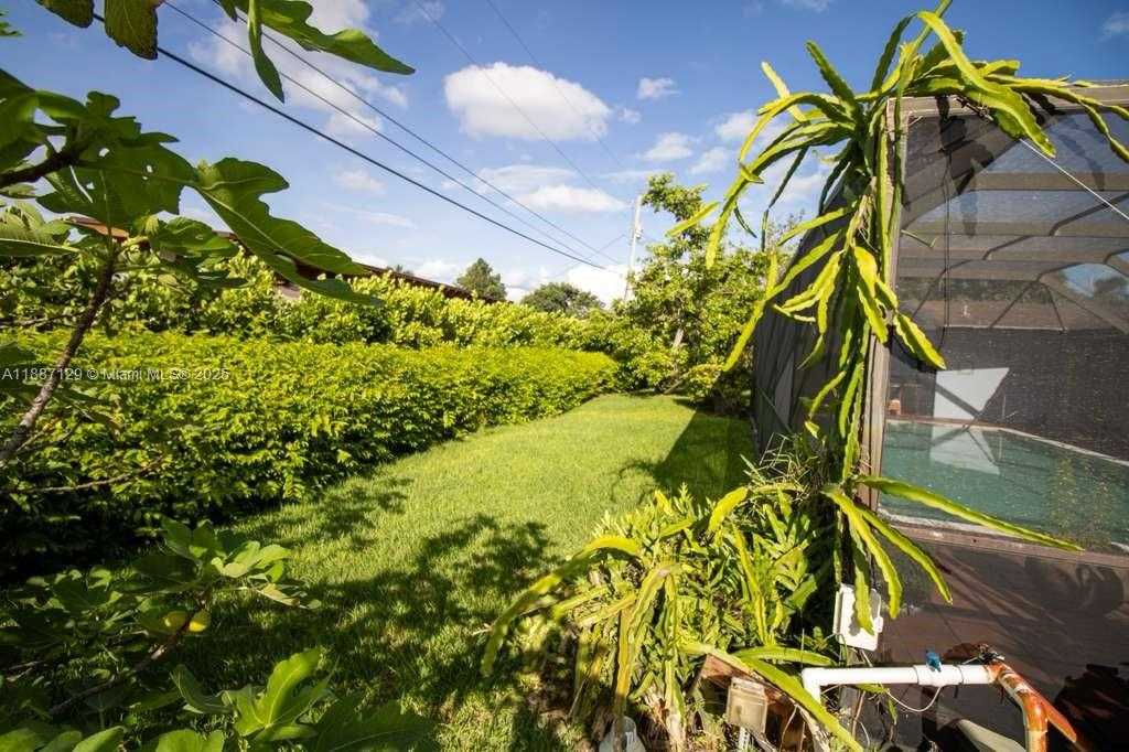 Small Image of 9041 SOUTH WEST 88TH ST #9041, Miami Number 11