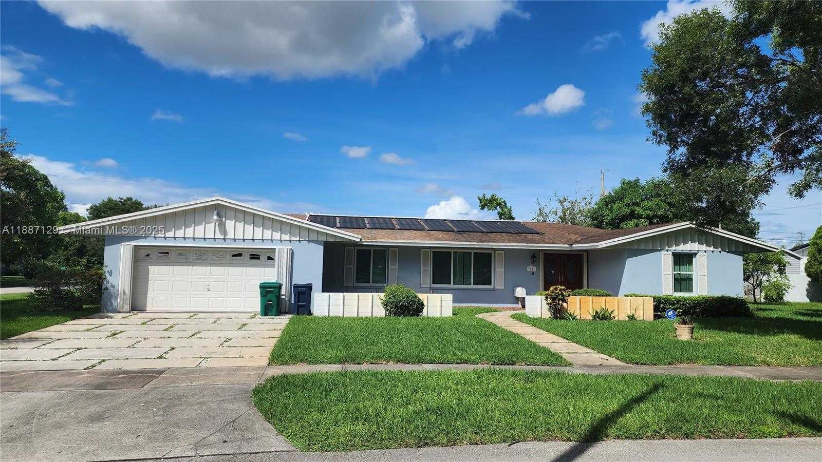 Small Image of 9041 SOUTH WEST 88TH ST #9041, Miami Number 2