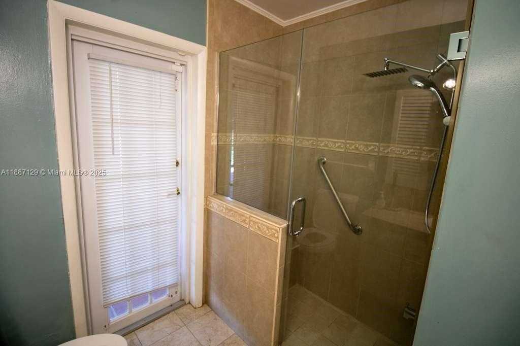 Small Image of 9041 SOUTH WEST 88TH ST #9041, Miami Number 21