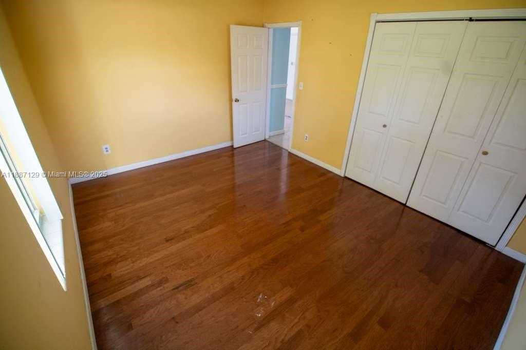 Small Image of 9041 SOUTH WEST 88TH ST #9041, Miami Number 23
