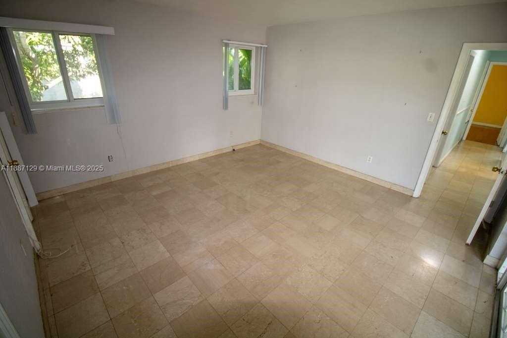 Small Image of 9041 SOUTH WEST 88TH ST #9041, Miami Number 28