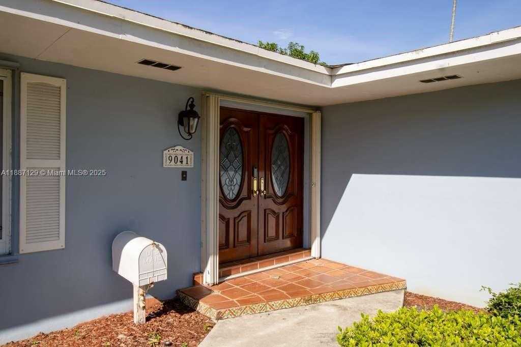 Small Image of 9041 SOUTH WEST 88TH ST #9041, Miami Number 6